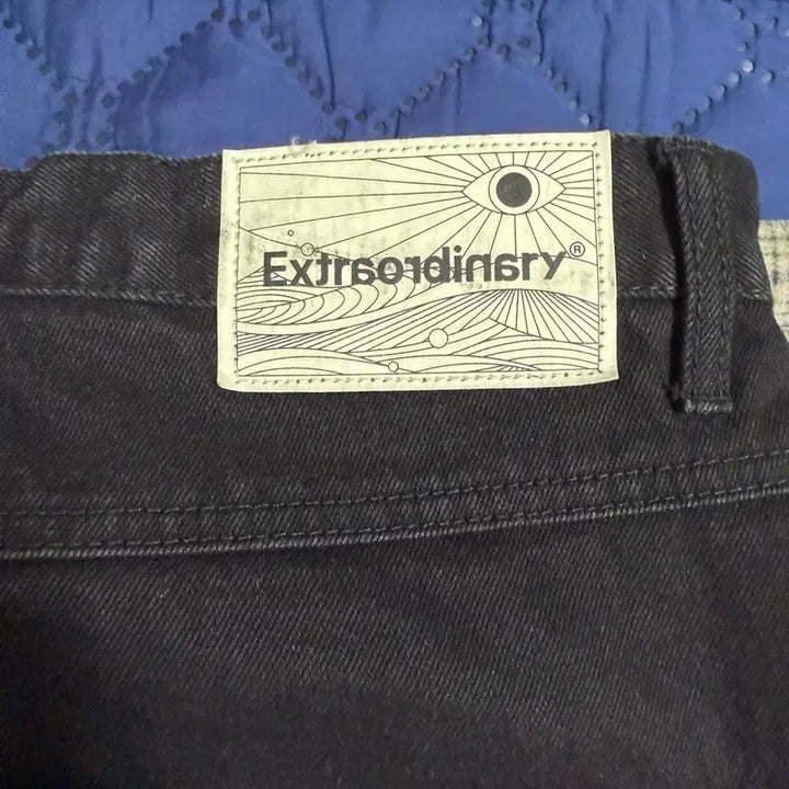 [BUNJANG] Extraordinary Pants / 엑스트라오디너리 바지