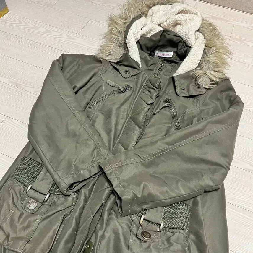 [SOLD OUT] 빈티지 카키 야상// 가격내림,,