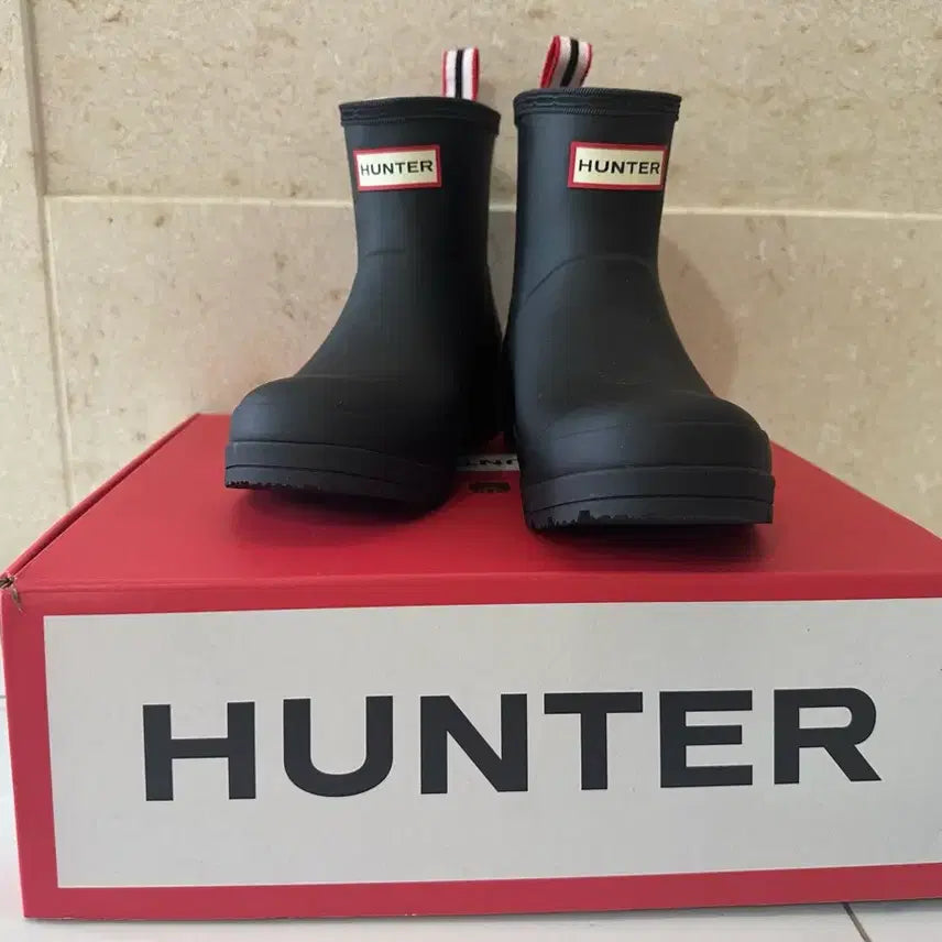 [BUNJANG] Hunter Women's Play Short Rain Boots Black UK4 / 헌터 여성 플레이 숏 레인부츠 블랙230 UK4