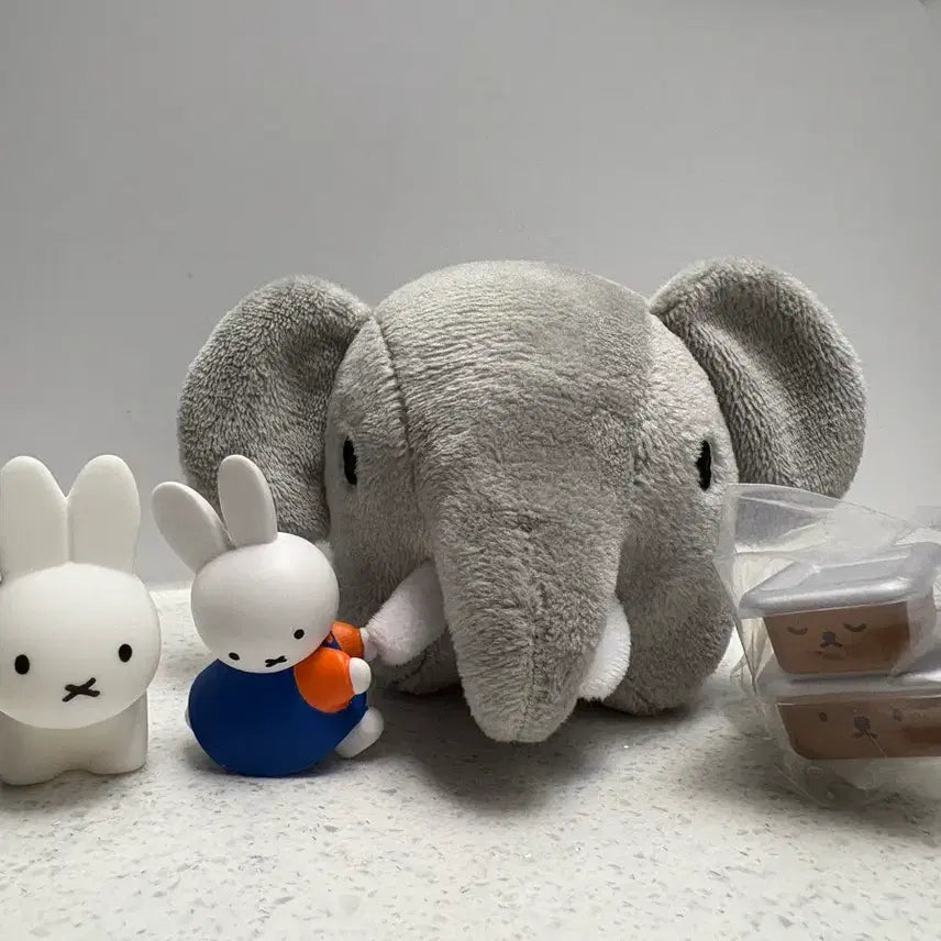 [BUNJANG] Miffy Gacha Figure Keychain Bundle Set / 미피 가챠 인형키링 일괄