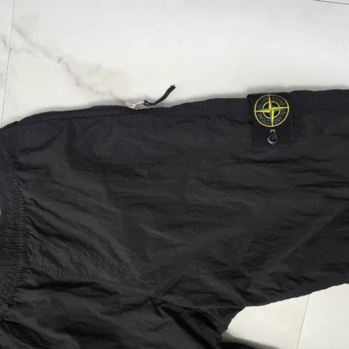 [BUNJANG] Stone Island Nylon Jogger Pants / 스톤아일랜드 나일론 팬츠