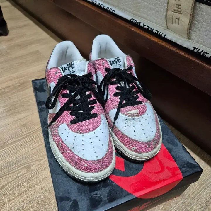 [BUNJANG] BAPE Bapesta Air Force Pink Snakeskin Sneakers / [275] 베이프스타 베이프 에어포스 핑크 뱀피 검핑