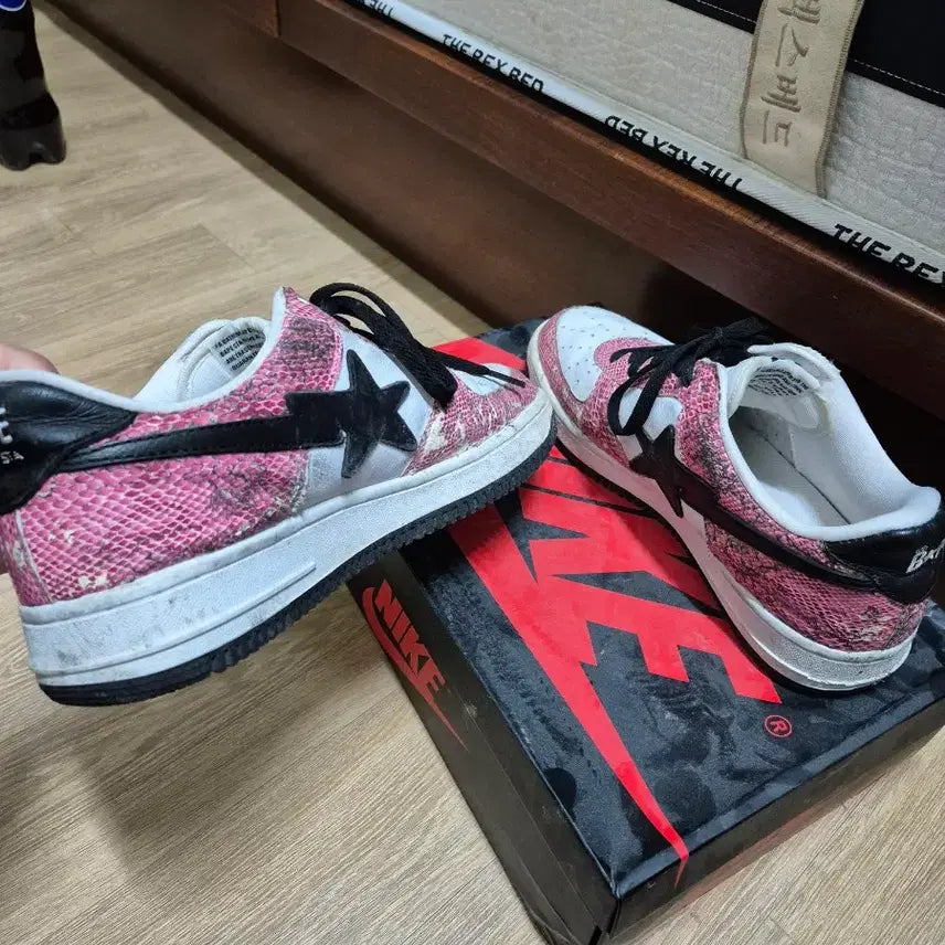 [BUNJANG] BAPE Bapesta Air Force Pink Snakeskin Sneakers / [275] 베이프스타 베이프 에어포스 핑크 뱀피 검핑