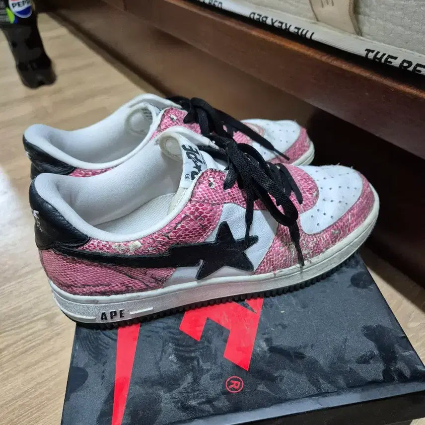 [BUNJANG] BAPE Bapesta Air Force Pink Snakeskin Sneakers / [275] 베이프스타 베이프 에어포스 핑크 뱀피 검핑