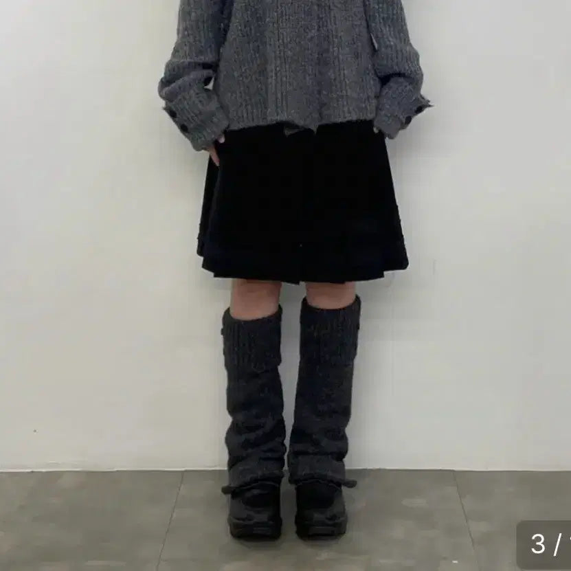 [BUNJANG] Button Knit Leg Warmer CHARCOAL / 미세키서울 Button knit leg warmer CHARCOAL