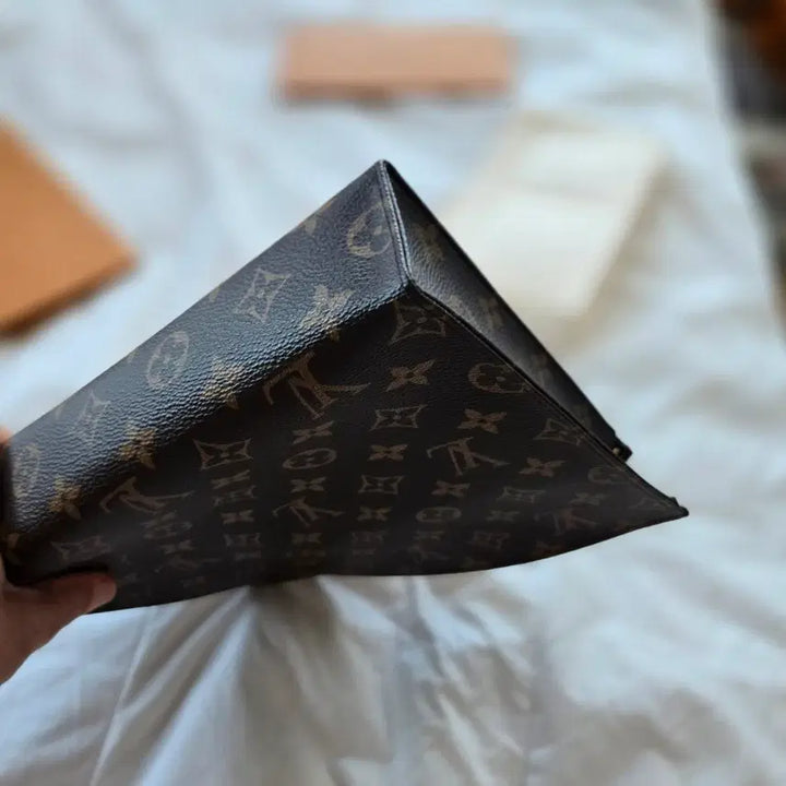 [BUNJANG] Louis Vuitton Toilet 26 M47542 (with Inner Bag) / [정품 / 새상품급] 루이비통 토일럿 26, M47542 (이너백 포함)