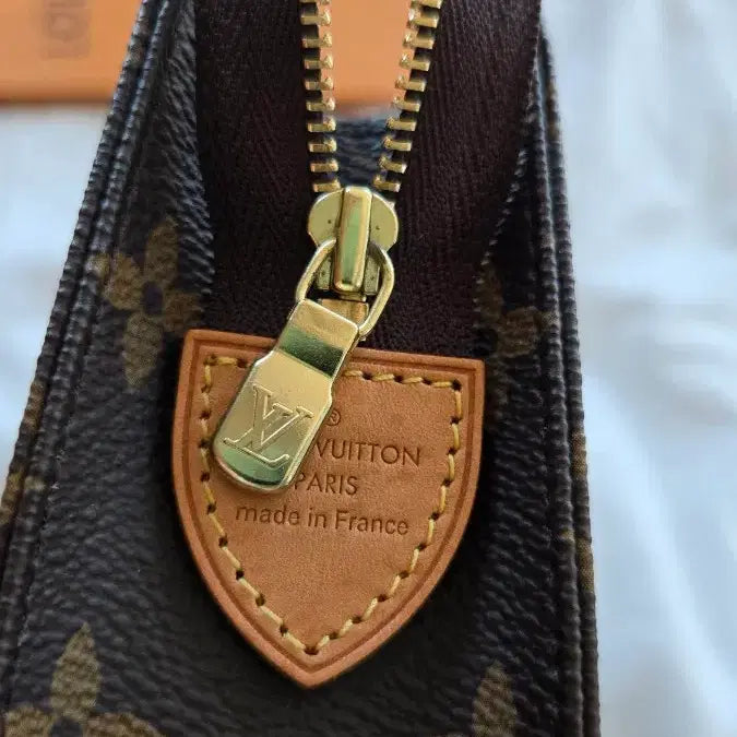[BUNJANG] Louis Vuitton Toilet 26 M47542 (with Inner Bag) / [정품 / 새상품급] 루이비통 토일럿 26, M47542 (이너백 포함)