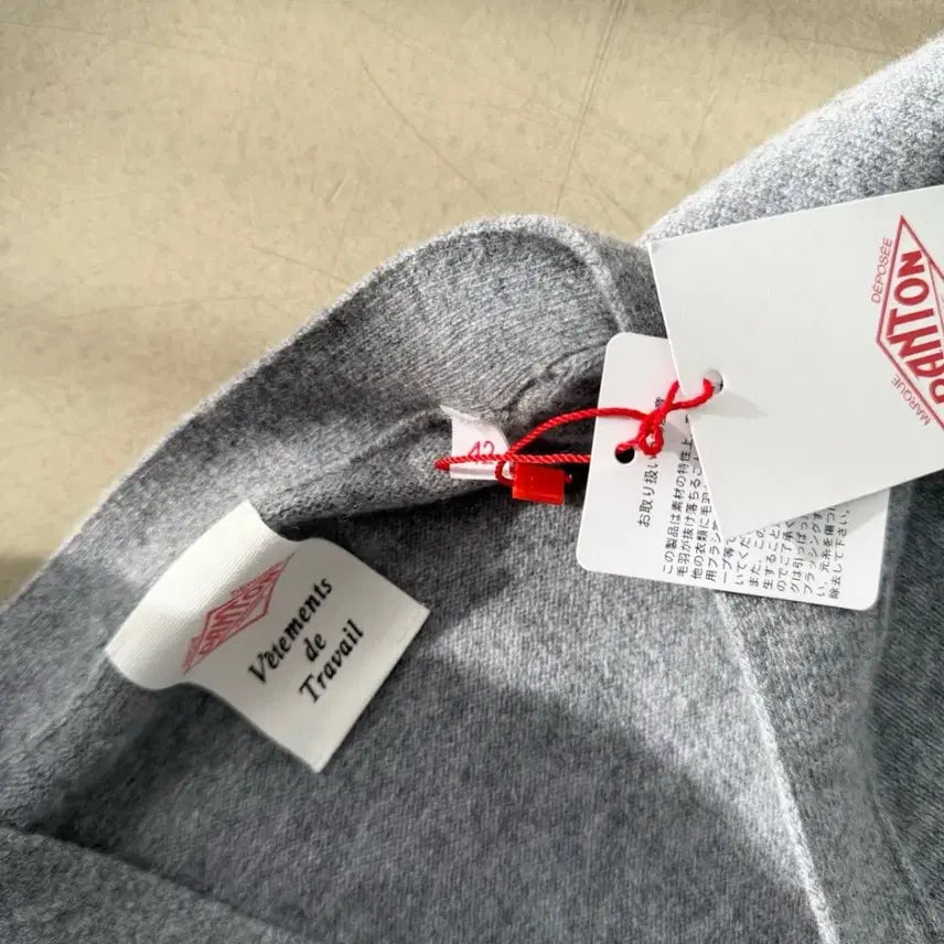 [BUNJANG] Danton Lambswool V-Neck Cardigan / 단톤 램스울 V넥 가디건