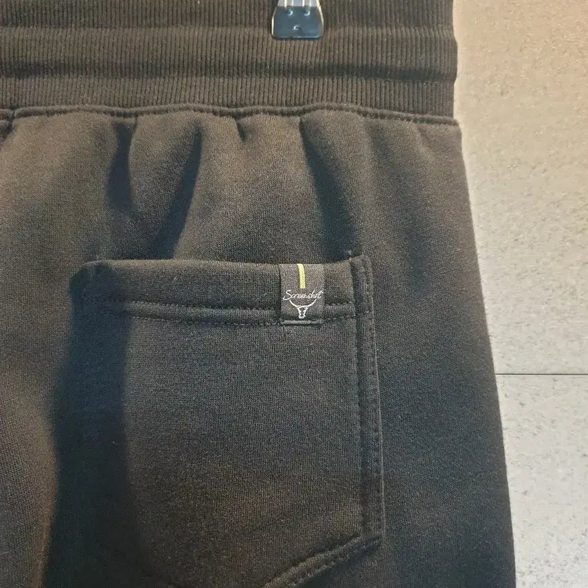 [BUNJANG] Screenshot Pop Art Jogger Pants / Screenshot. 팝 아트 조거 팬츠. 미착.