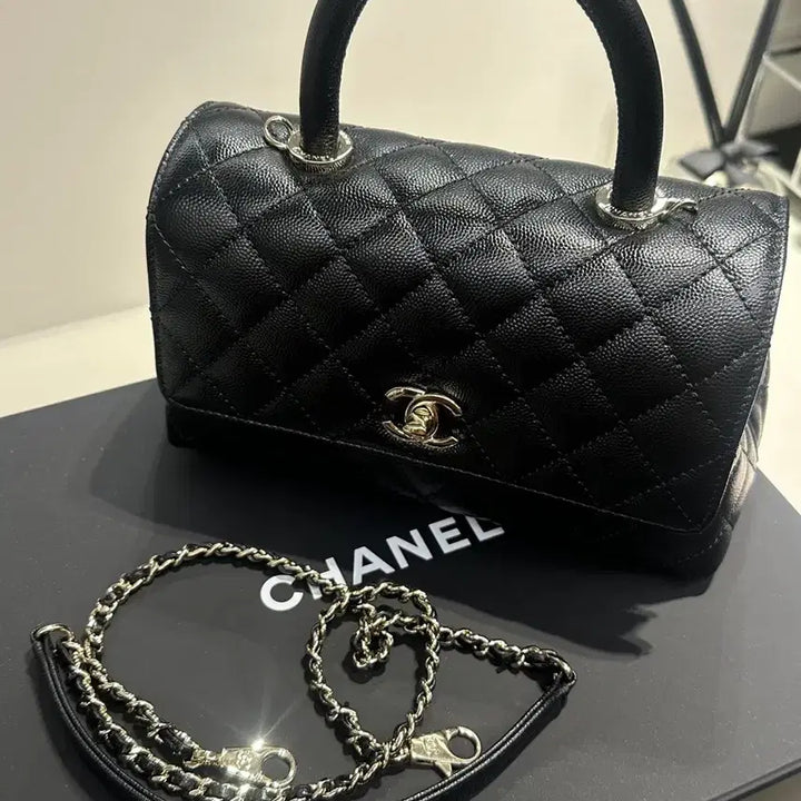 [BUNJANG] Coco Handle Small Black Handbag / 25년 새상품 코코핸들 스몰 내장칩o 풀 패키지 영수증o