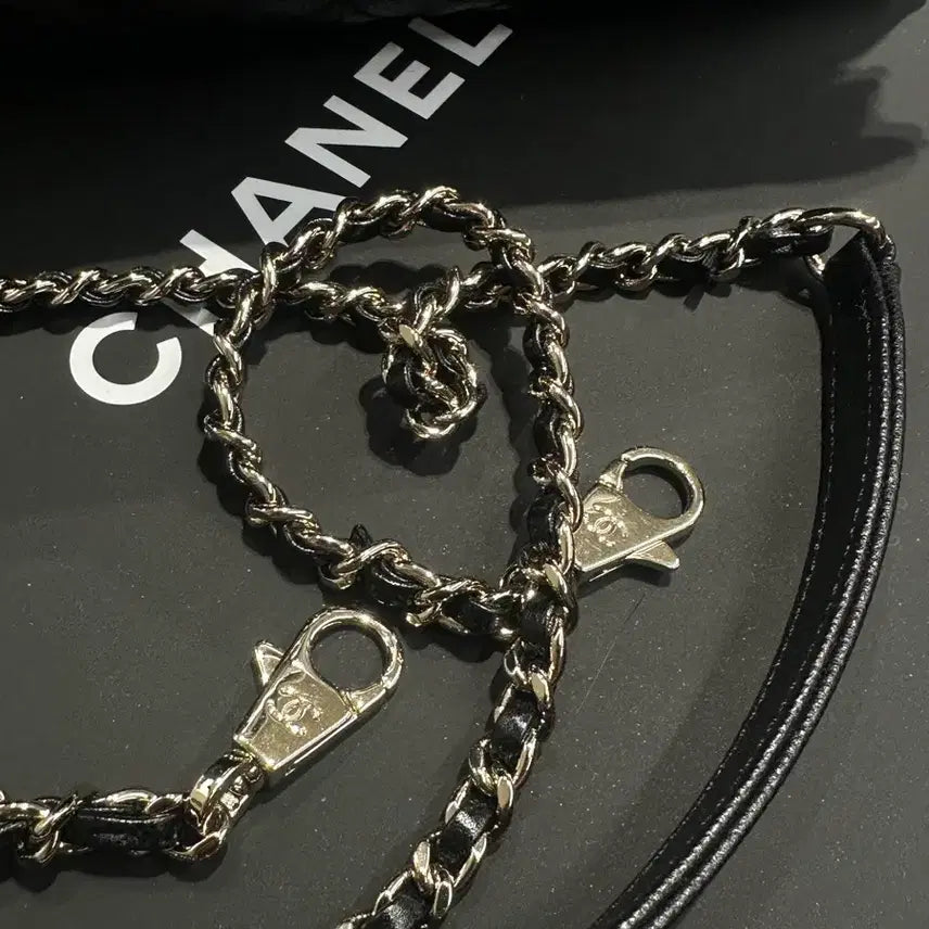 [BUNJANG] Coco Handle Small Black Handbag / 25년 새상품 코코핸들 스몰 내장칩o 풀 패키지 영수증o