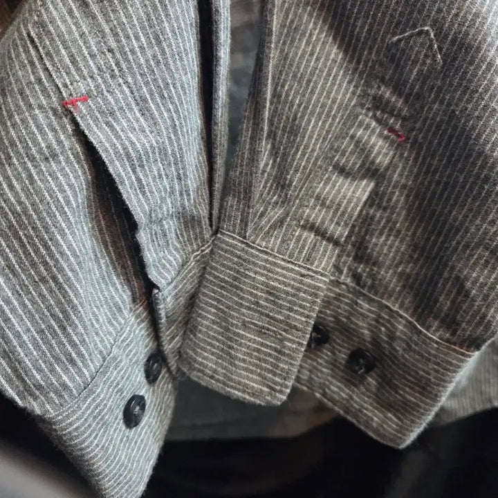 [BUNJANG] Hazzys Gray Stripe Long Sleeve Shirt / 헤지스 그레이 스트라이프 긴팔 셔츠