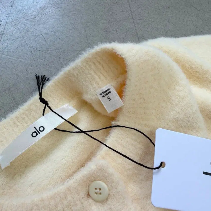 [BUNJANG] alo Snuggle Up Cardigan / alo 스너글 업 가디건