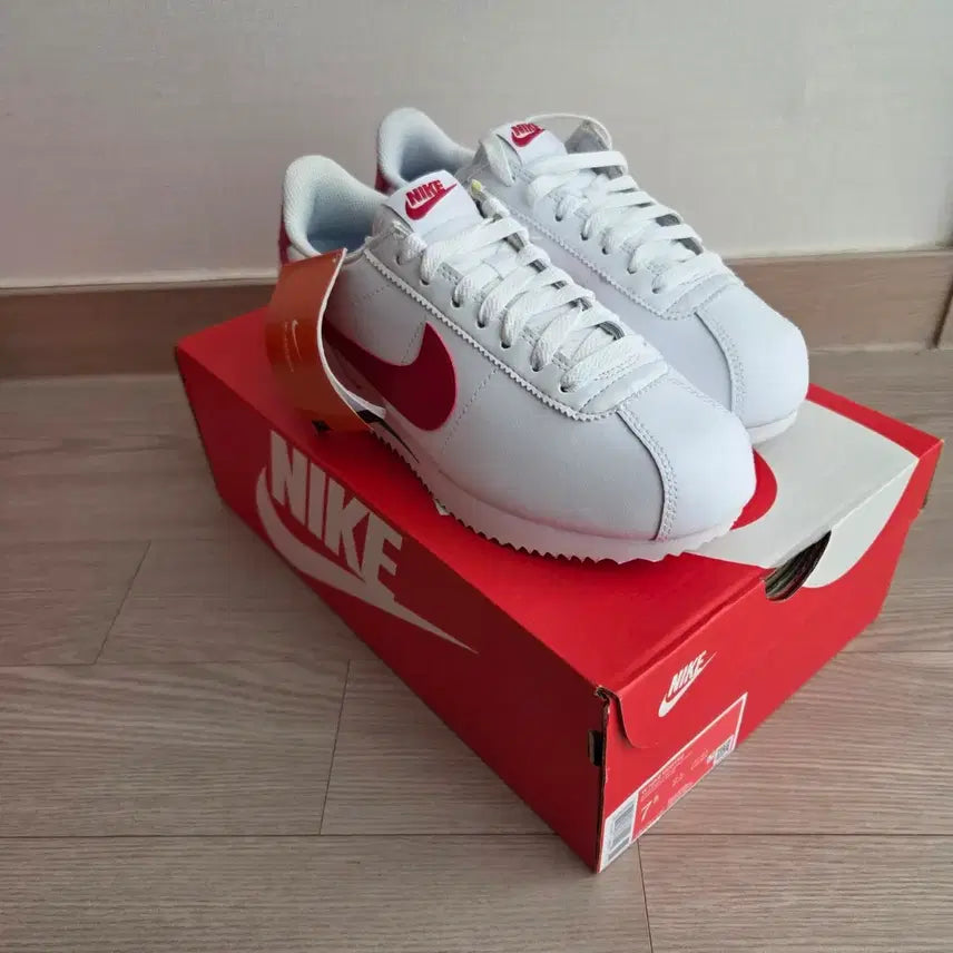 [BUNJANG] Nike Cortez 245 Sneakers / 새상품 나이키 코르테즈 245