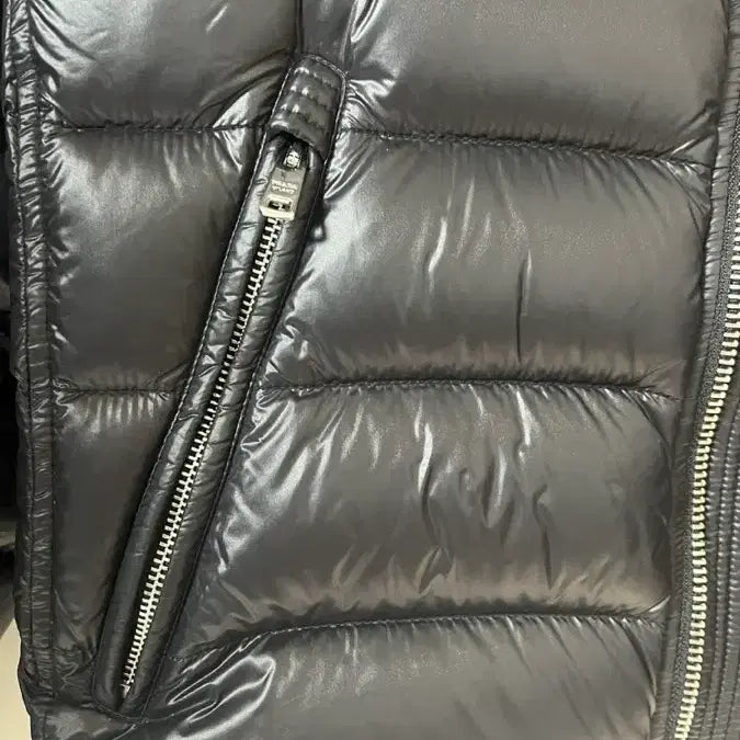 [BUNJANG] Prada Biker Padded Jacket 50 / 프라다 바이커 패딩 유광 50