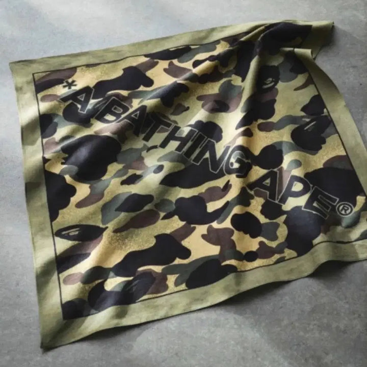 [SOLD OUT] 마지막 가격 인하!) 베이프 반다나
