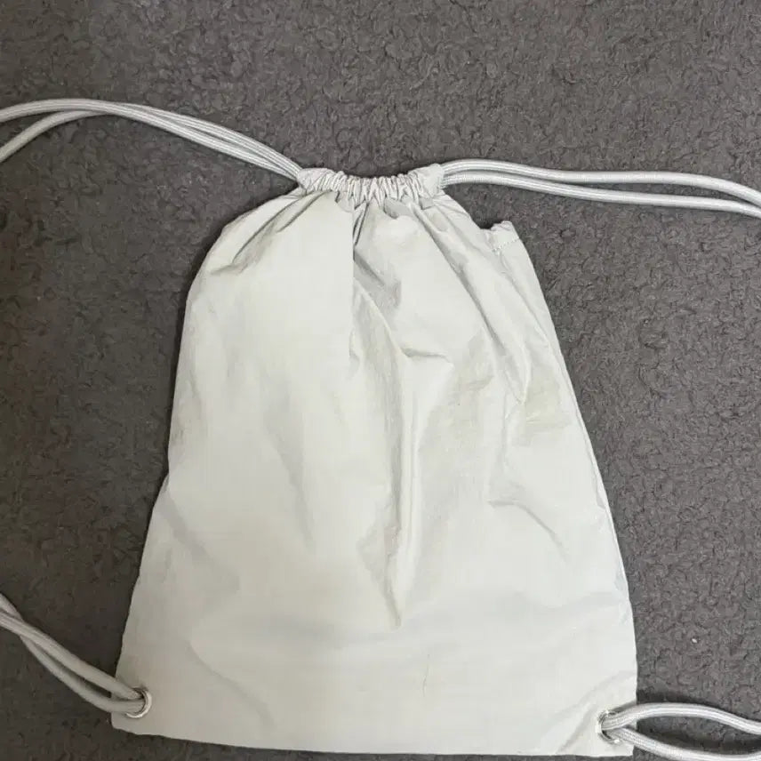 [BUNJANG] WOODZ Pizza Boy Bag / 우즈 woodz 피자보이 가방