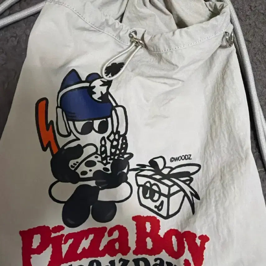 [BUNJANG] WOODZ Pizza Boy Bag / 우즈 woodz 피자보이 가방
