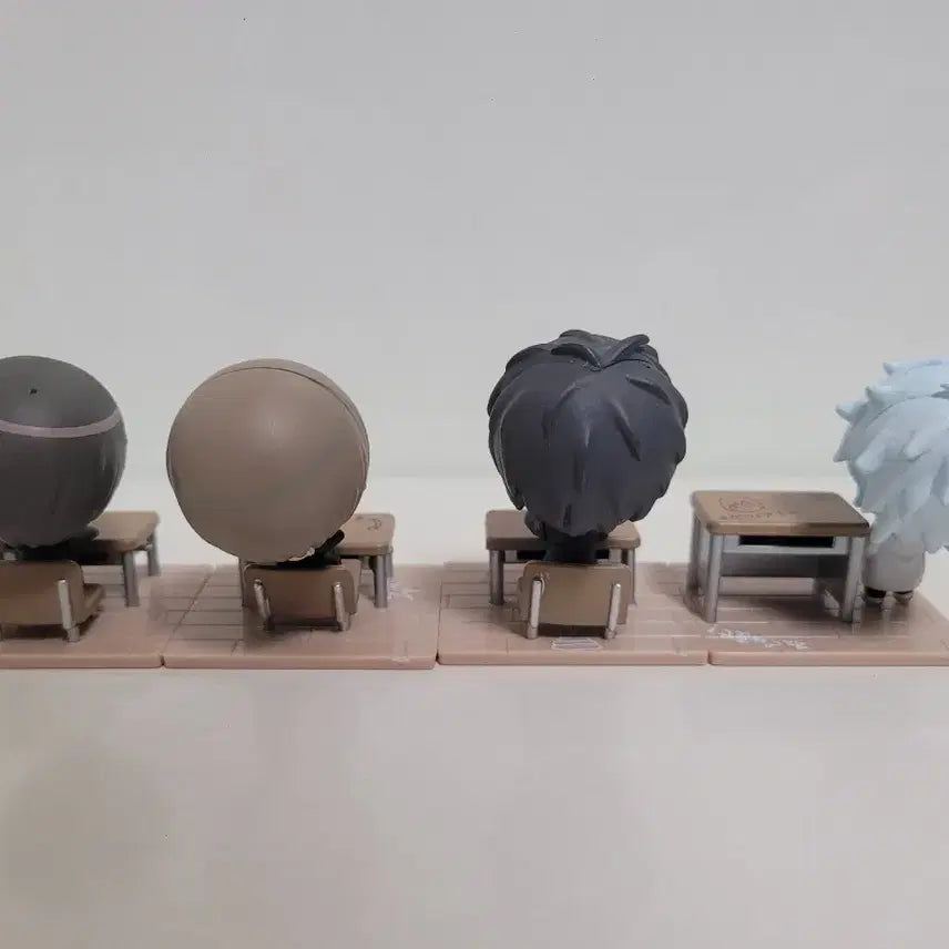 [BUNJANG] Gintama Puchi Chara Land Classroom Figure Set / 은혼 푸치캐러랜드 교실 피규어 (긴파치 히지카타 소고 신파치)