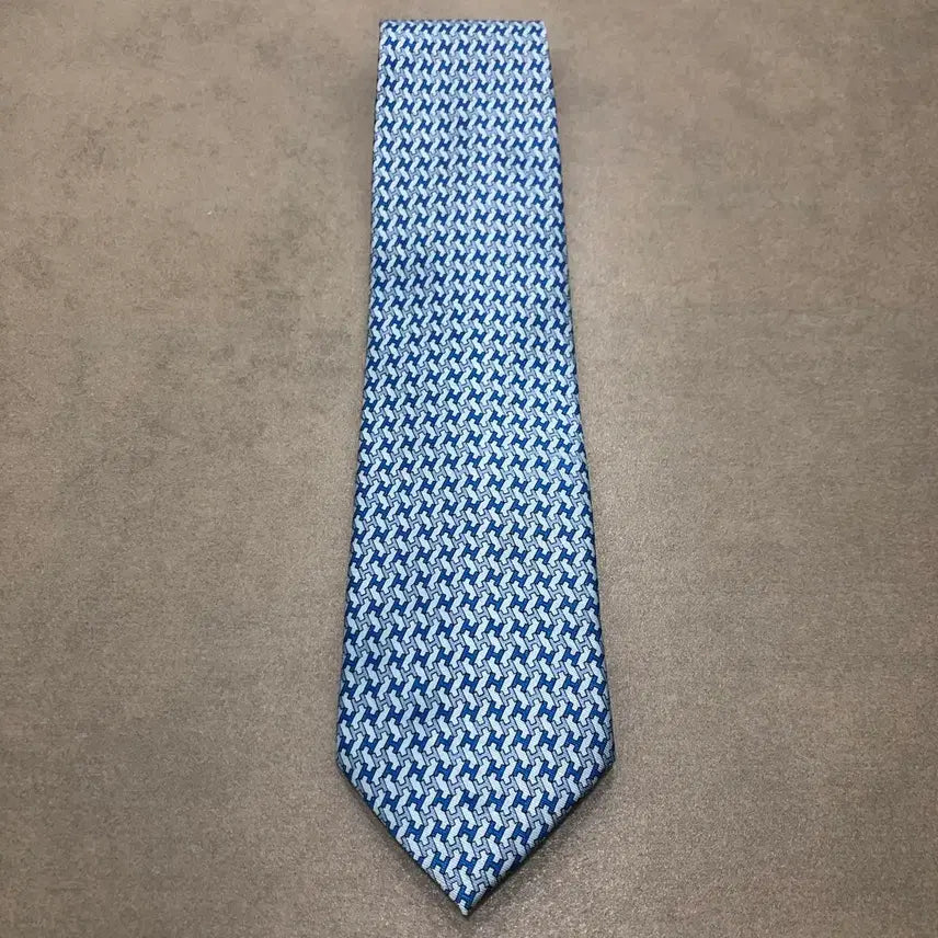 [BUNJANG] Hermes French Silk Tie / 에르메스 프랑스 넥타이