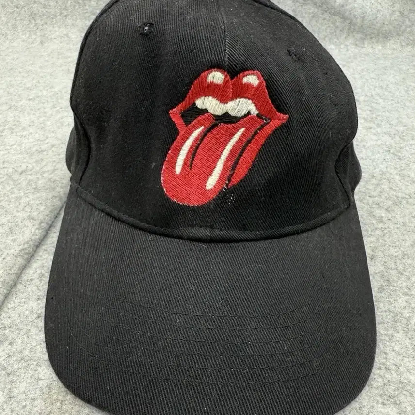 [SOLD OUT] 90s 롤링스톤즈 버드와이저 모자
