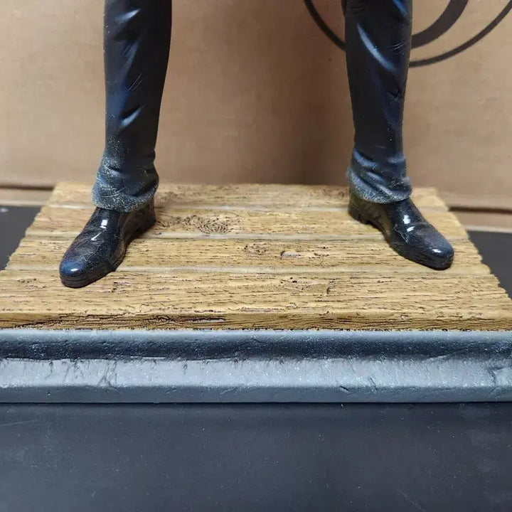 [BUNJANG] One Piece Rob Lucci Resin Figure / 로브루치 레진 원피스피규어