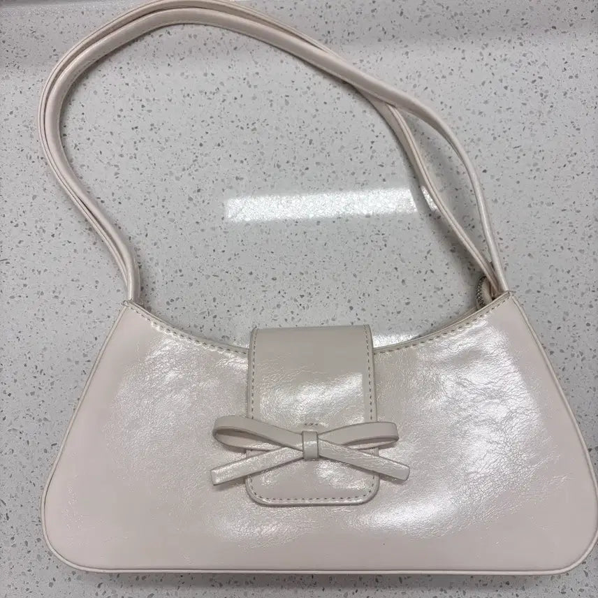 [BUNJANG] Ably Ribbon Shoulder Bag / 에이블리 숄더백