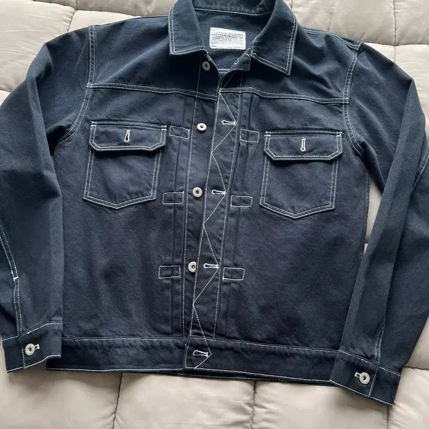 [BUNJANG] Birthday Suit Minimalist Trucker Jacket / 벌스데이수트 미니멀 트러커 자켓