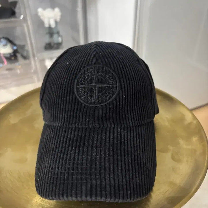 [BUNJANG] Stone Island Corduroy Cap Black (L) / [정품] 스톤아일랜드 코듀로이 볼캡 블랙 L사이즈 판매합니다