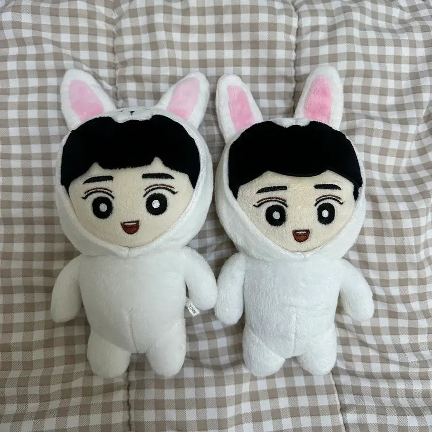 [BUNJANG] EXO Suho 20cm Black Rabbit Doll Bundle Set / 엑소 수호인형 20cm 면토끼 흑면이 2마리 일괄