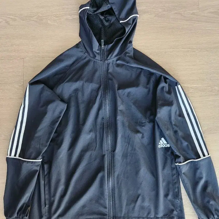 [BUNJANG] Adidas Tri-Stripe Hooded Windbreaker Jacket / 아디다스 삼선 후드 바람막이 블랙