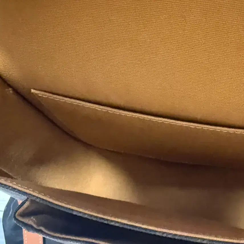 [BUNJANG] Celine Folco Bag / [급매]셀린느 폴코백 상태최상 (인보이스.이너백O)