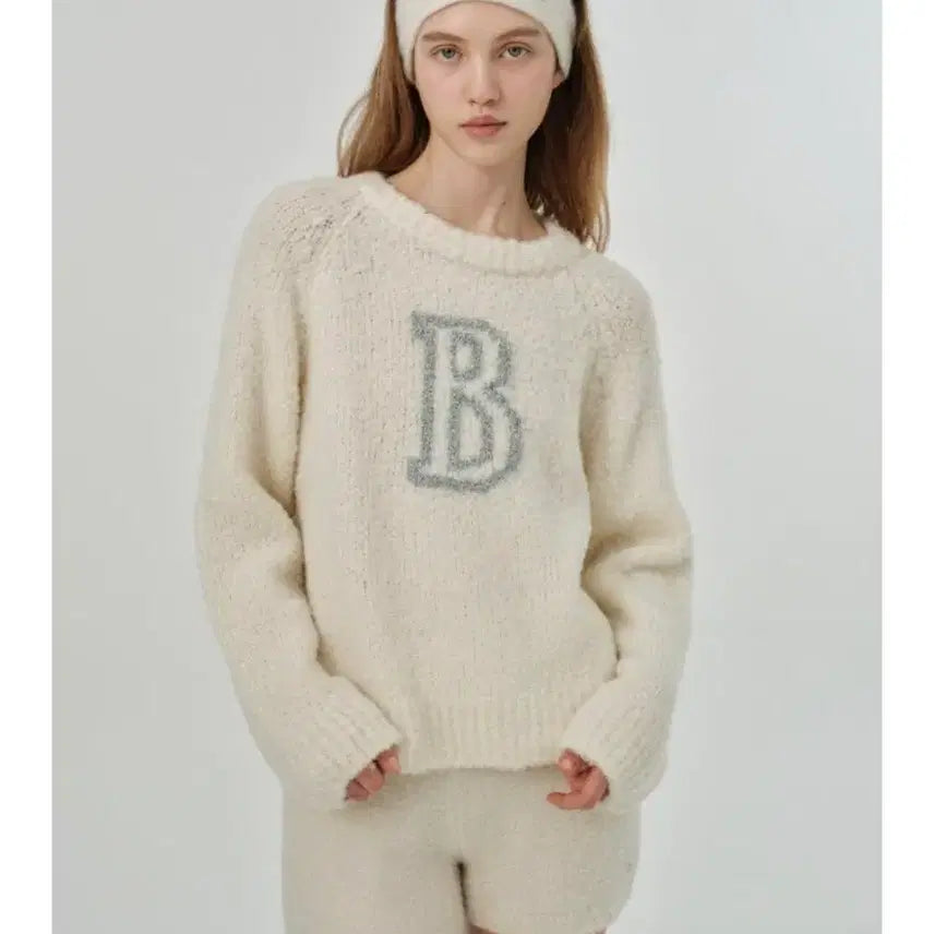 [BUNJANG] The Barnet Boucle Knit Ivory Sweater / 더바넷 부클니트 아이보리