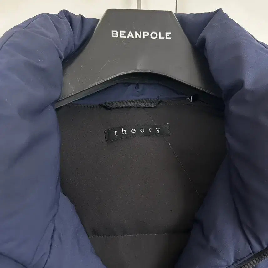 [BUNJANG] Theory Navy Padded Jacket (Size M) / Theory 띠어리 남색 패딩 사이즈 미듐 M