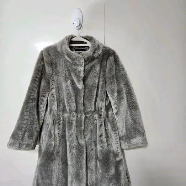 [BUNJANG] YESSE Gray Fur Coat (Size 66) / 예쎄 YESSE 퍼 코트 그레이 66