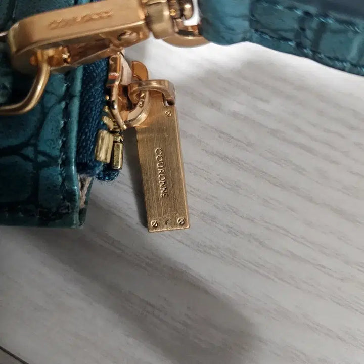 [BUNJANG] Couronne Shoulder Bag / 쿠론 솔더백