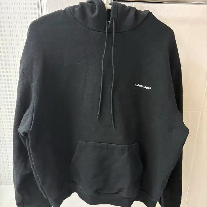 [BUNJANG] Balenciaga Black Hoodie / 발렌시아가 블랙 후드티