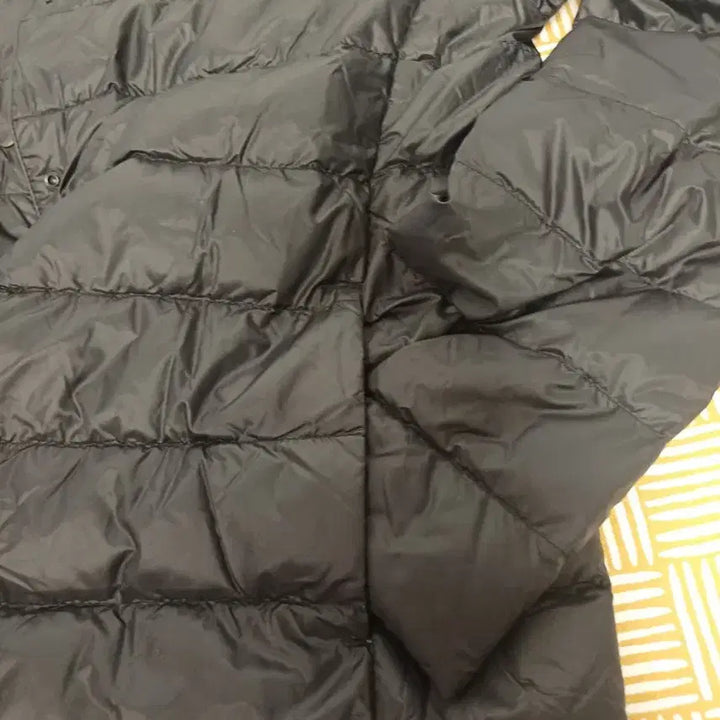 [BUNJANG] ELLE PARIS Lightweight Down Jacket / [24FW / 솜털 80%] ELLE PARIS 노칼라 경량 다운 점퍼