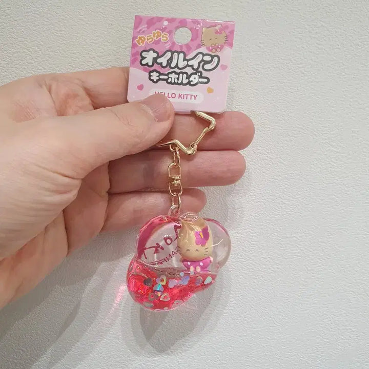 [BUNJANG] Sanrio Hello Kitty Tanning Kitty Water Dome Keyring / 산리오 헬로키티 태닝키티 워터돔 키링