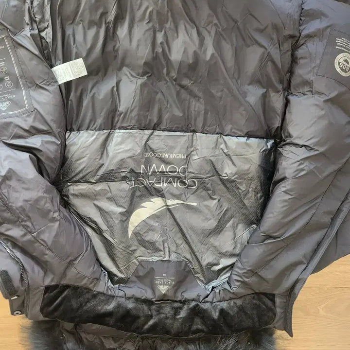 [BUNJANG] Black Label Premium Goose Down Padded Jacket / 블랙 라벨 프리미엄 구스 다운 패딩 100-105 새상품