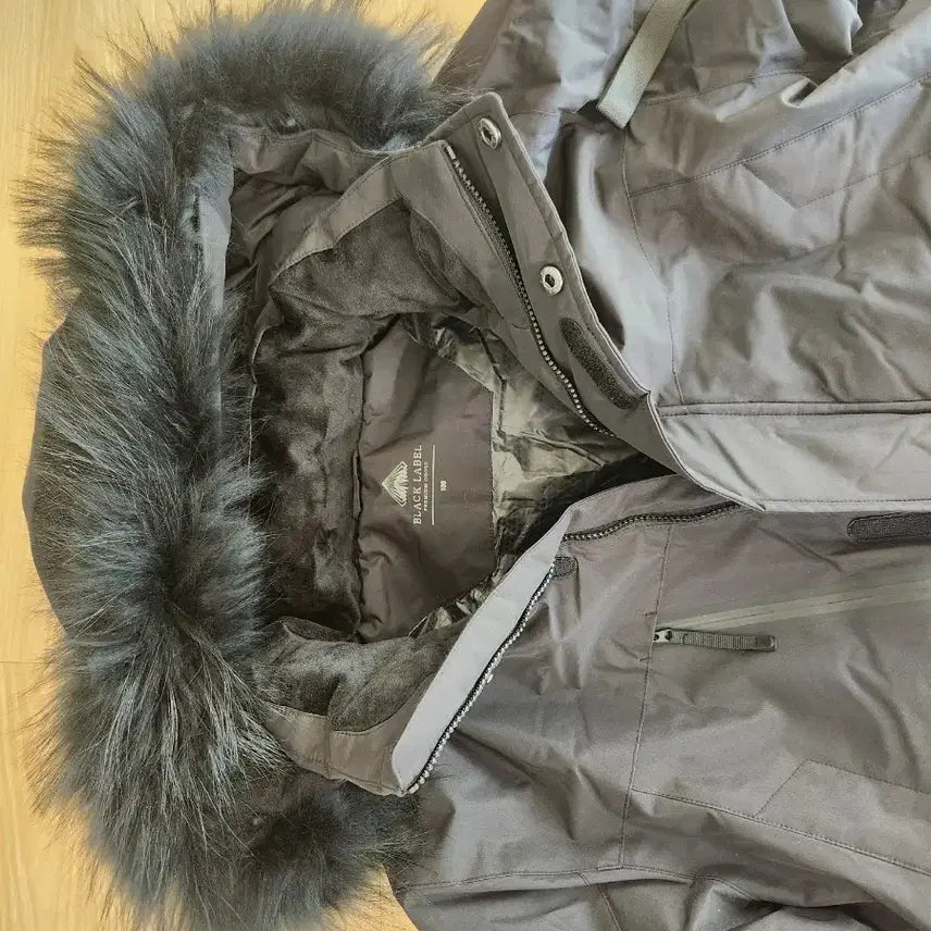 [BUNJANG] Black Label Premium Goose Down Padded Jacket / 블랙 라벨 프리미엄 구스 다운 패딩 100-105 새상품