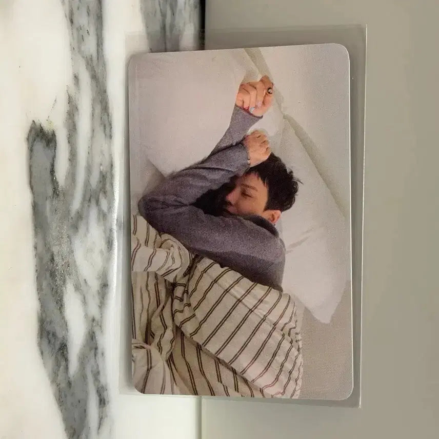 [BUNJANG] G-Dragon Fan Zone Photocard / 지디 팸존 포카