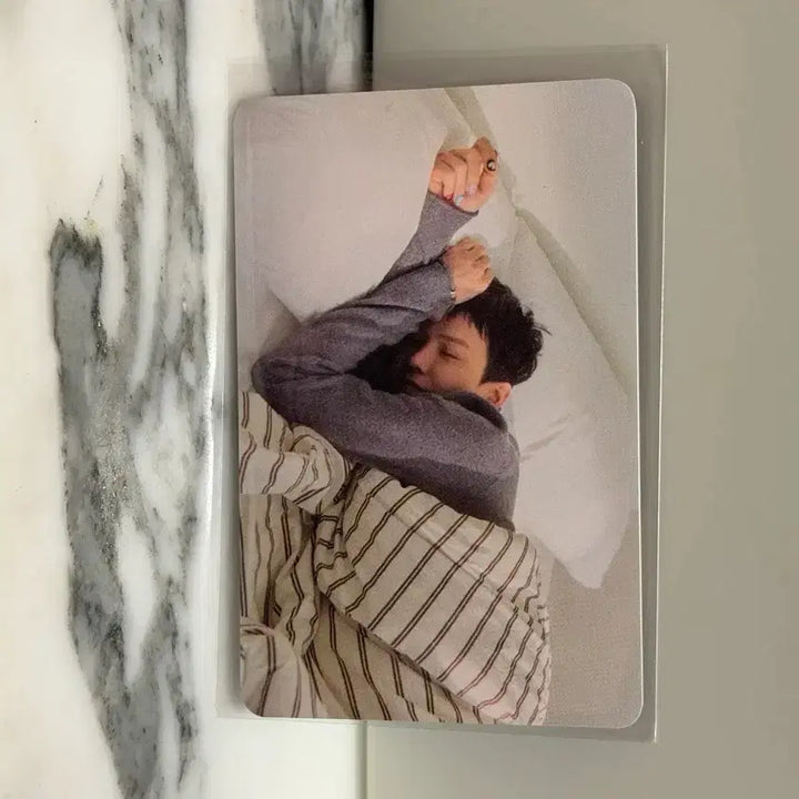 [BUNJANG] G-Dragon Fan Zone Photocard / 지디 팸존 포카
