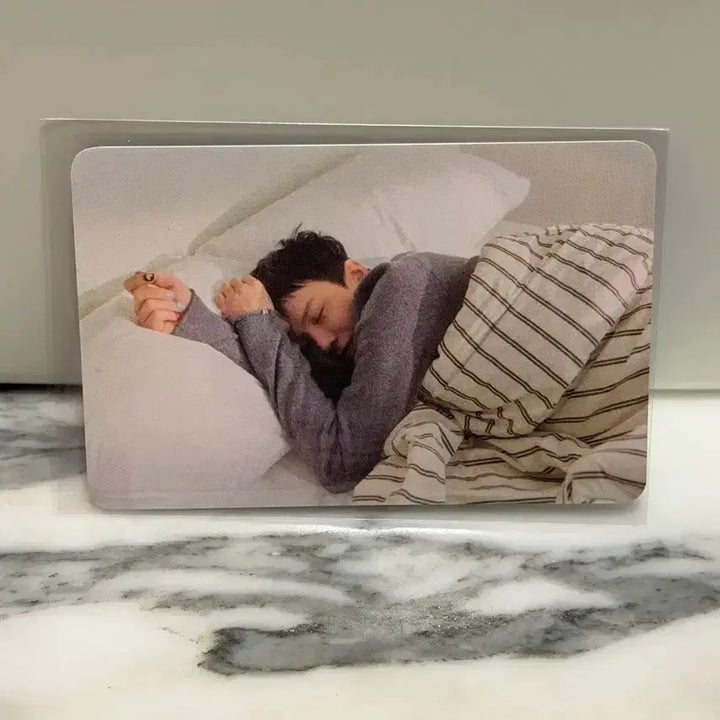 [BUNJANG] G-Dragon Fan Zone Photocard / 지디 팸존 포카