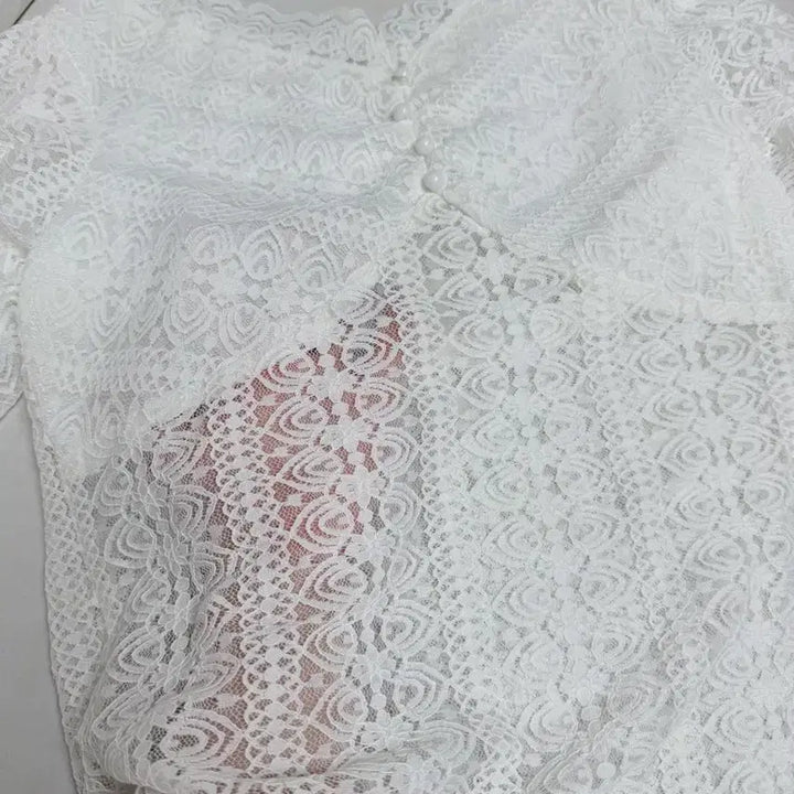[BUNJANG] White Lace Short-Sleeve Blouse / 5/26까지 미착용 새제품 화이트 레이스 블라우스 반팔