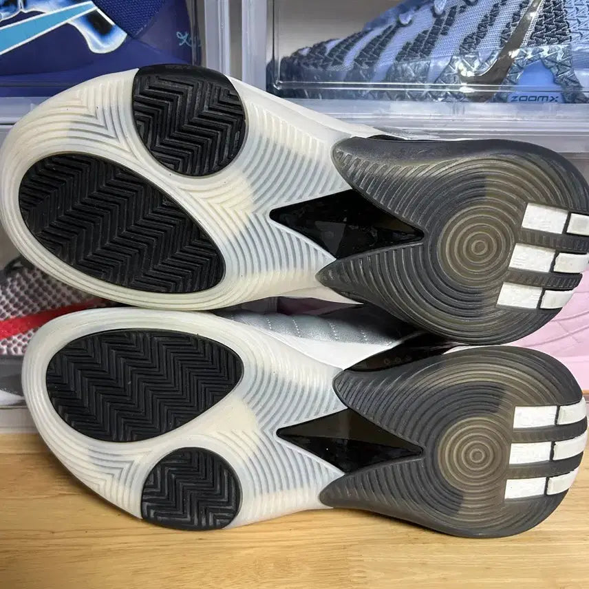 [BUNJANG] Adidas Harden Vol. 7 Basketball Shoes / 275) 하든7