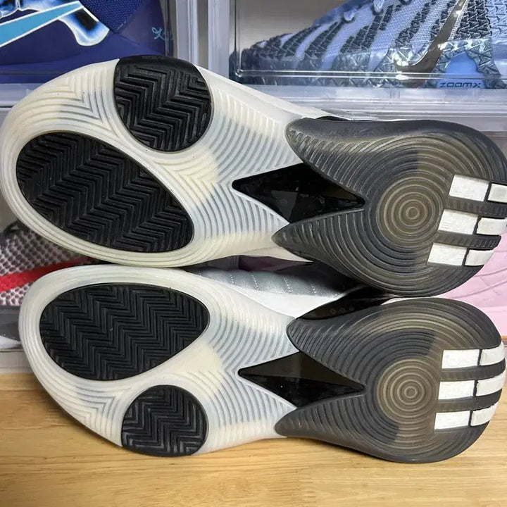 [BUNJANG] Adidas Harden Vol. 7 Basketball Shoes / 275) 하든7
