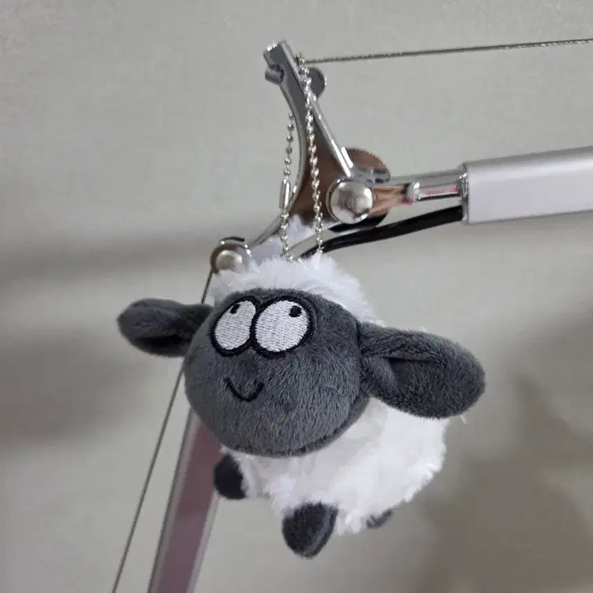 [BUNJANG] SHINee SHINee Sheep Keyring / 숀더쉽 양 인형 키링