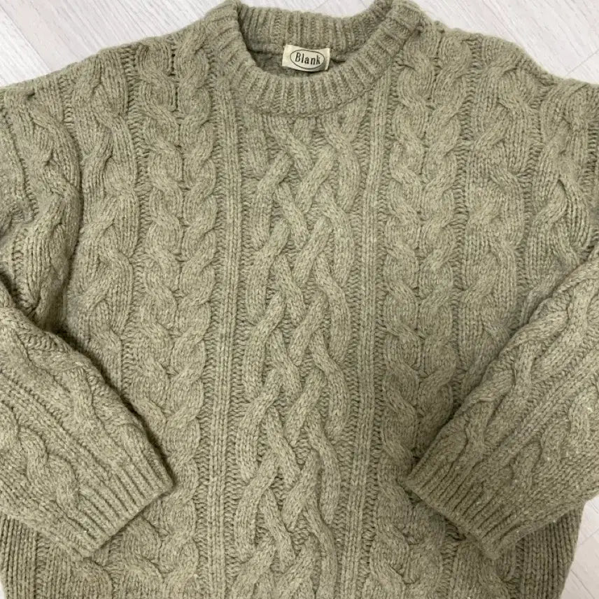 [BUNJANG] Blank Olive Cable Knit Sweater / 꽈배기 니트 올리브색