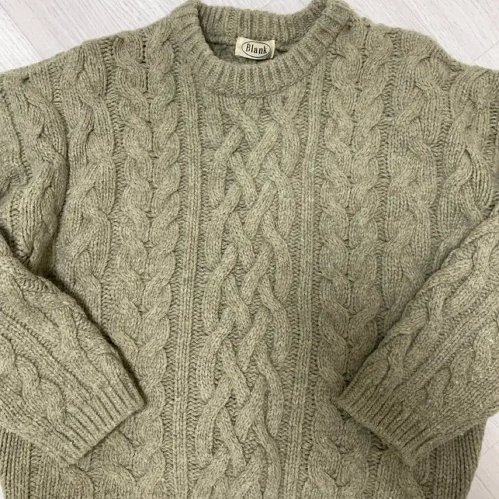 [BUNJANG] Blank Olive Cable Knit Sweater / 꽈배기 니트 올리브색